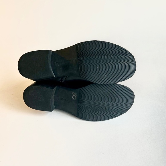 Gentle Souls Black Genuine Leather Rubber Outsole Ankle Boots size 9 - Picture 8 of 13